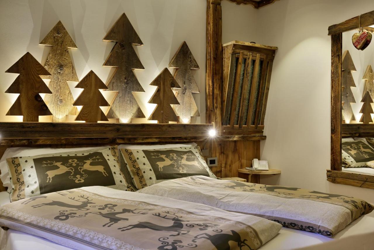 Hotel Azola กานาเซย์ ภายนอก รูปภาพ