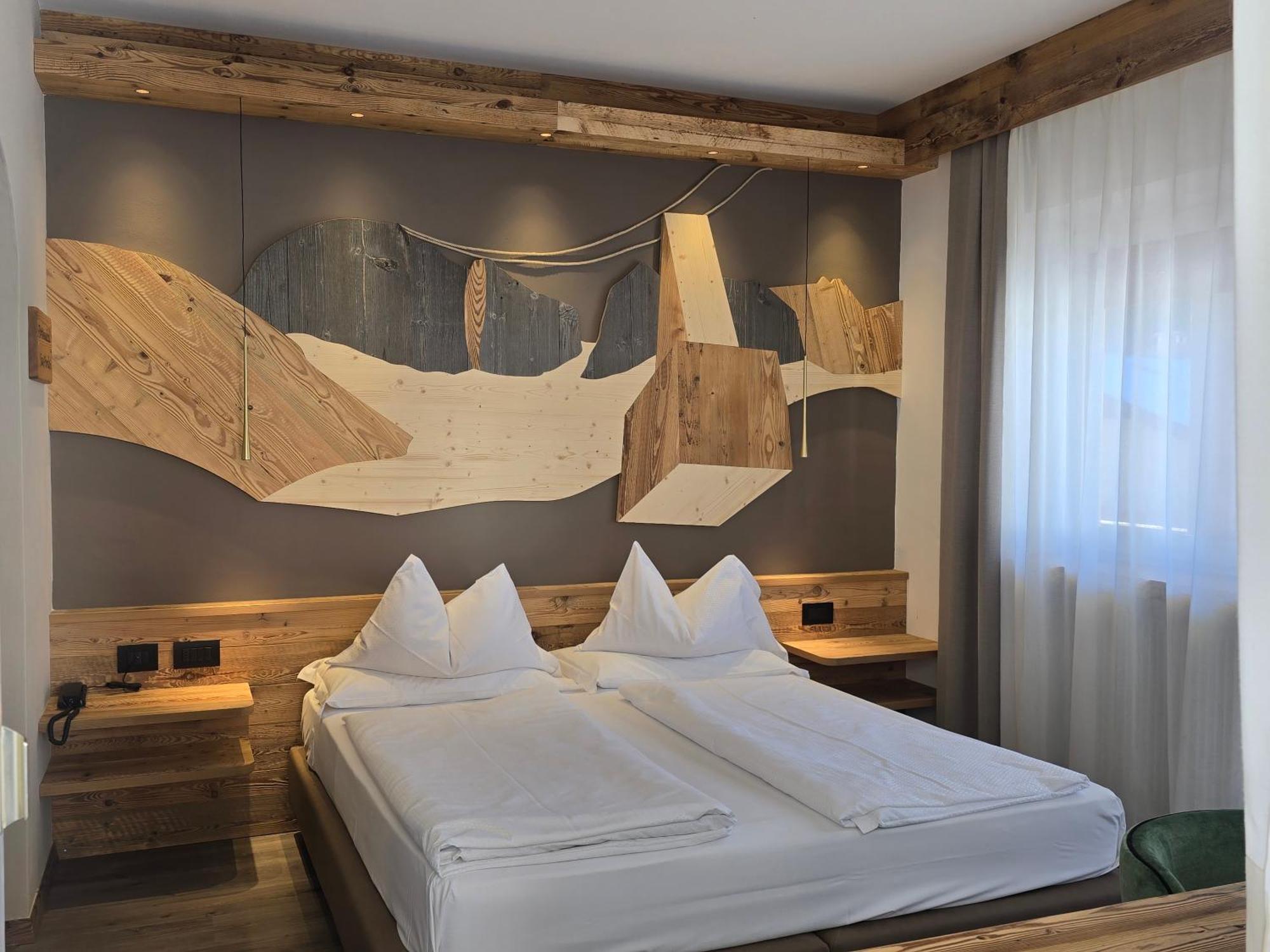 Hotel Azola กานาเซย์ ภายนอก รูปภาพ