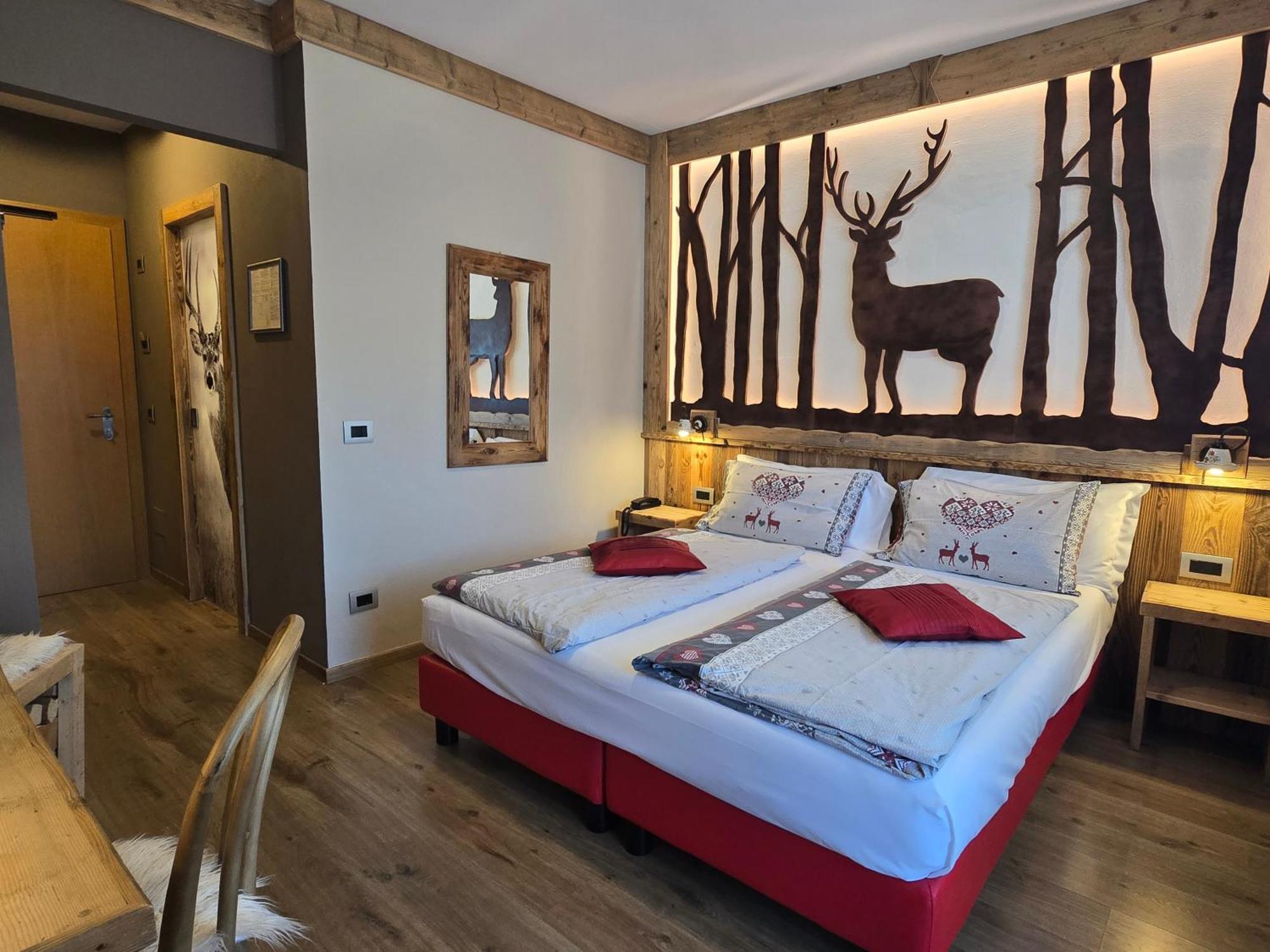 Hotel Azola กานาเซย์ ภายนอก รูปภาพ